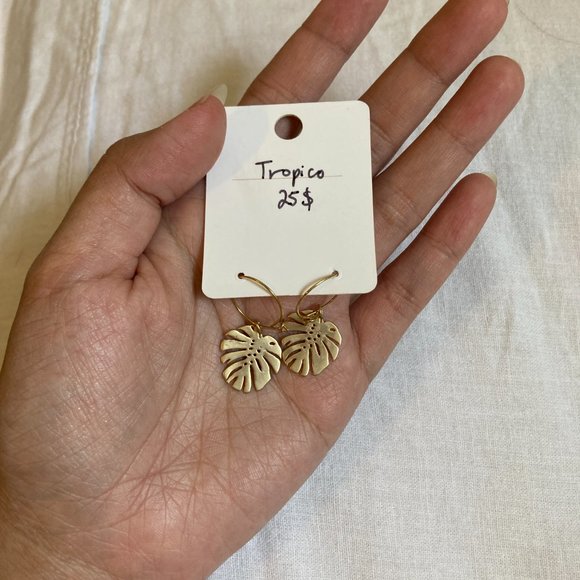 Gold Leaf Earrings - Picture 4 of 8